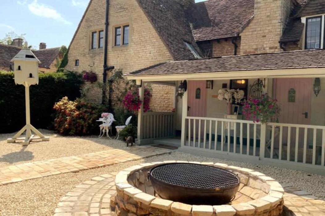 Pebworth Piglet Lodge מראה חיצוני תמונה